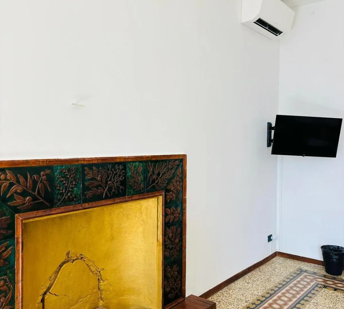 Albizi Bnb Bed & Breakfast Florence